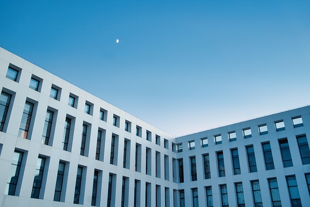 Revolutionizing Business: The Disruptive Power of AI Technology in Driving Industry Innovation.